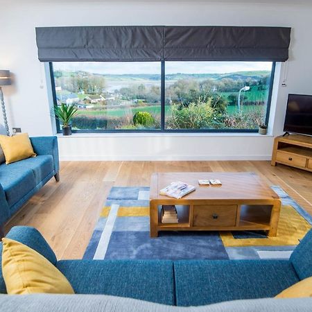 York Lodge- Spacious 3 Bed Bungalow With Wonderful Estuary Views لارن المظهر الخارجي الصورة