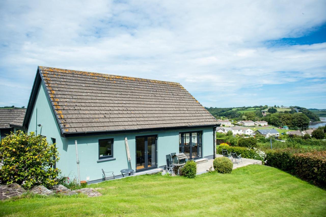 York Lodge- Spacious 3 Bed Bungalow With Wonderful Estuary Views لارن المظهر الخارجي الصورة